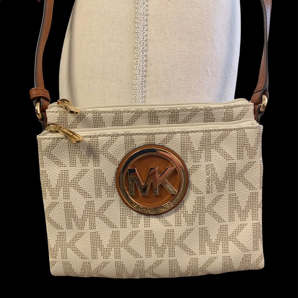 Michael Kors Crossbody